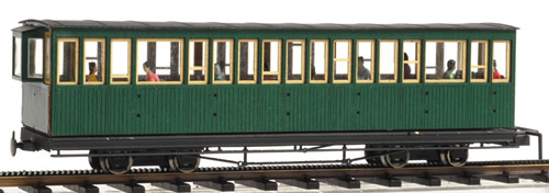 Ferro Train 1402-01-P - 4axle coach, green, closed platform,w/passengers